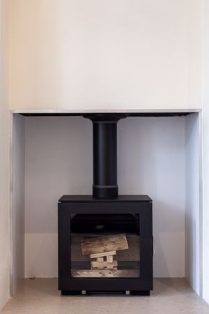 Log Burner- click for photo gallery